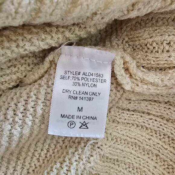 ASTR The Label Beige Ribbed Sweater Dress Size Medium - Picture 4 of 6